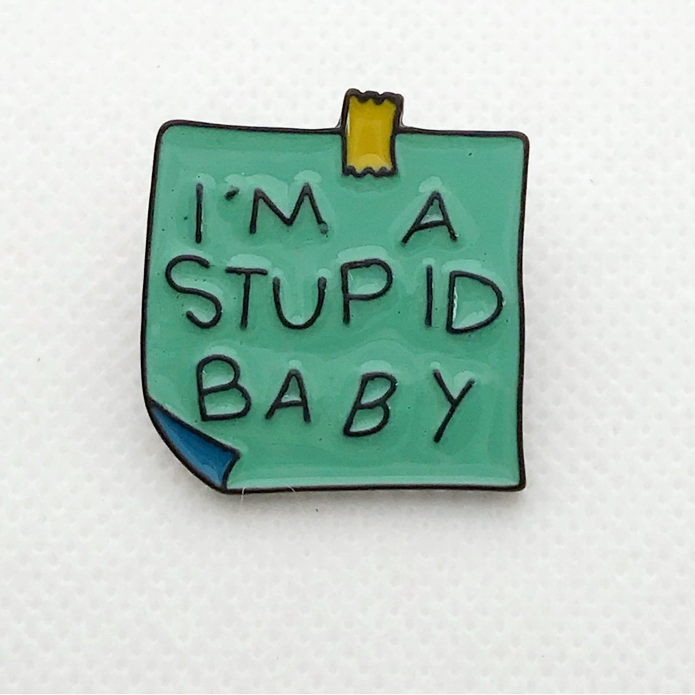 Enamel Pin with Note Design - Picture 2 of 3
